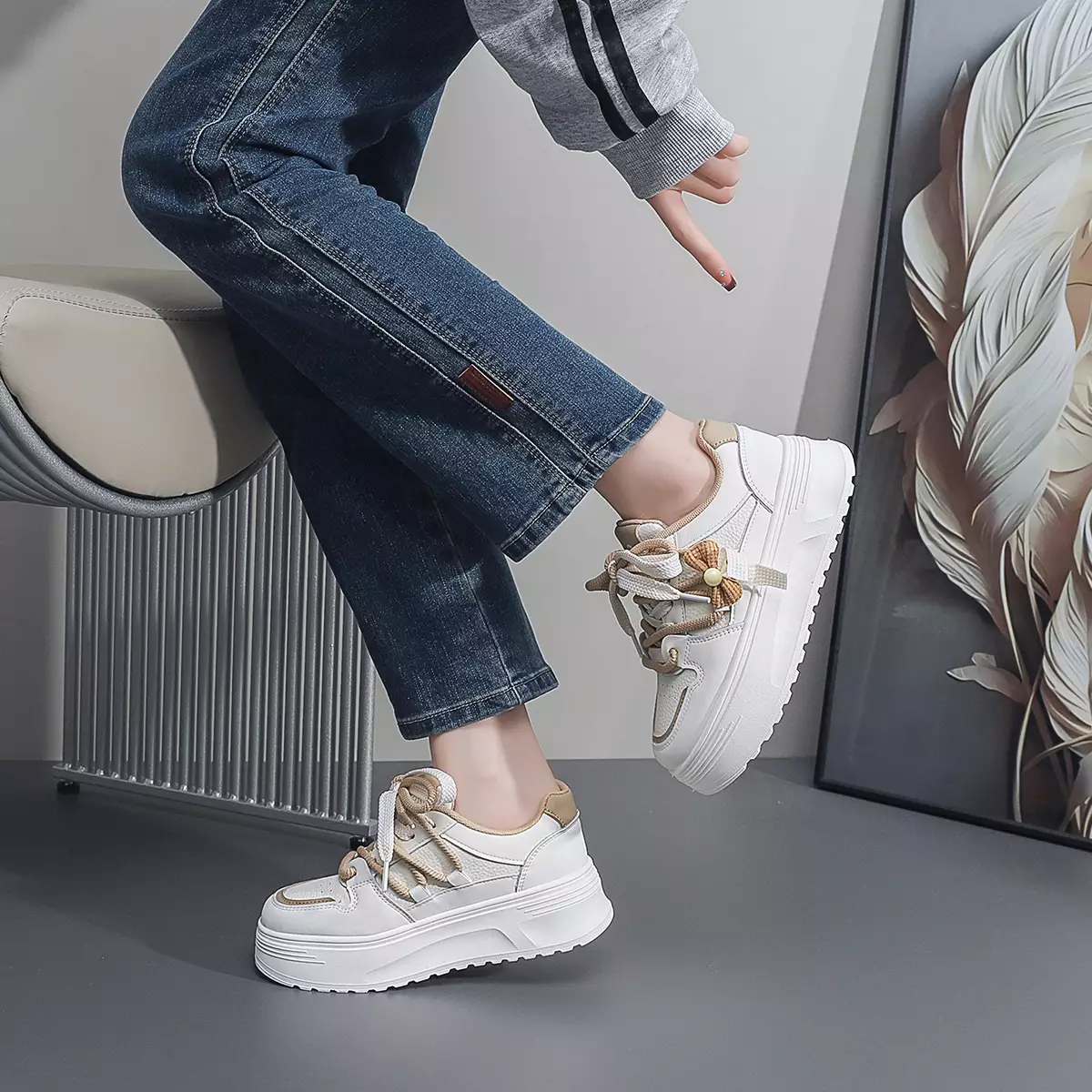 Sepatu Wanita Kasual Bertali Motif Lucu Sneakers Cewek Q551