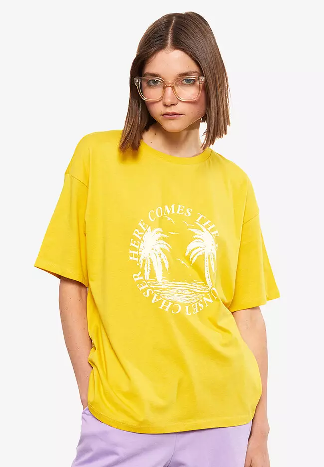 yellow t shirt women