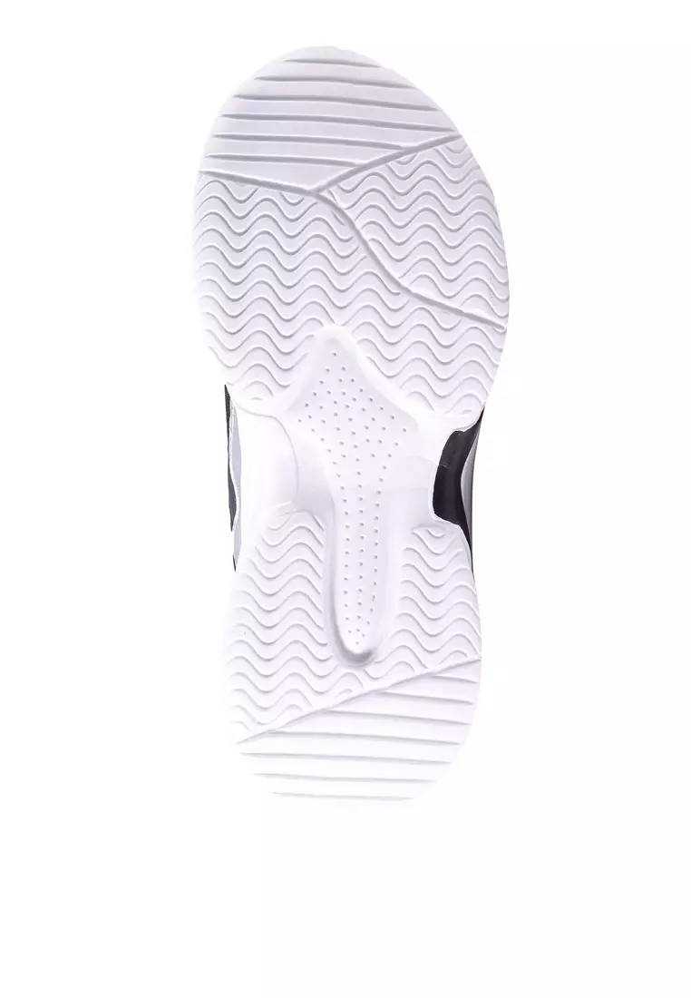 Fly Knit Comfort Sneakers