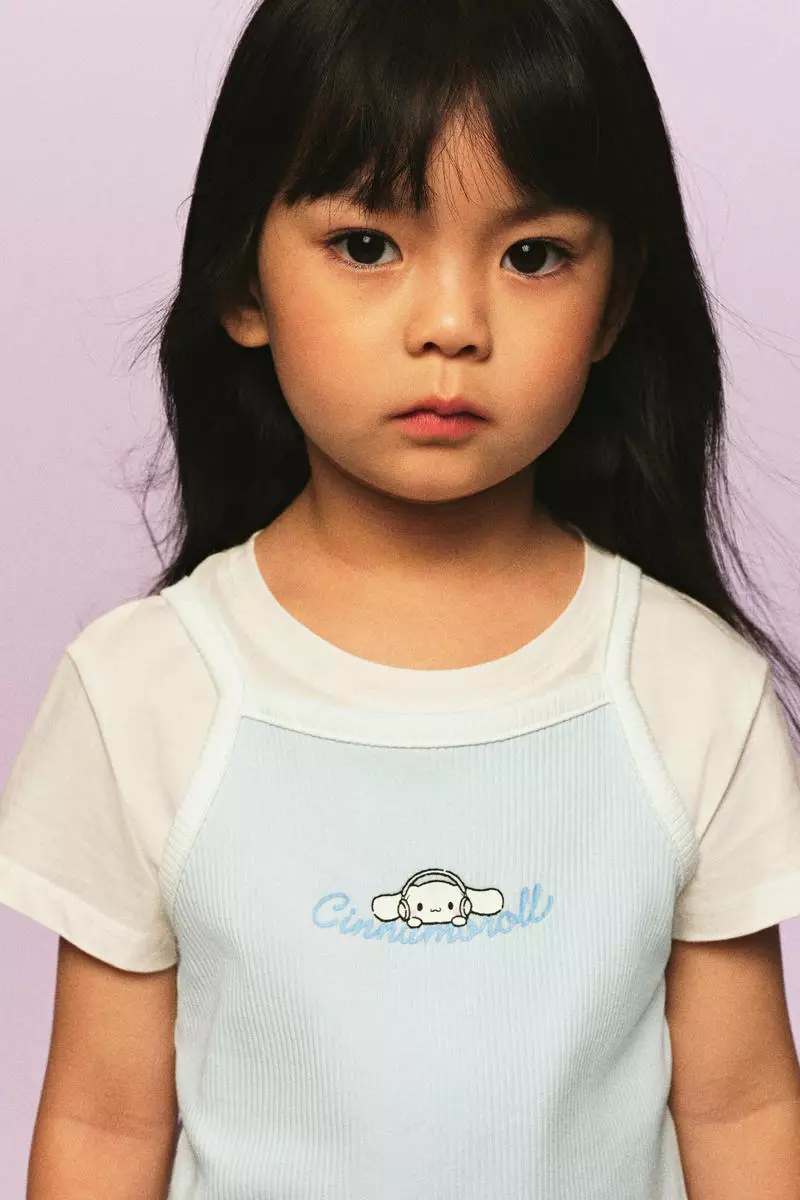 Print-motif strappy top