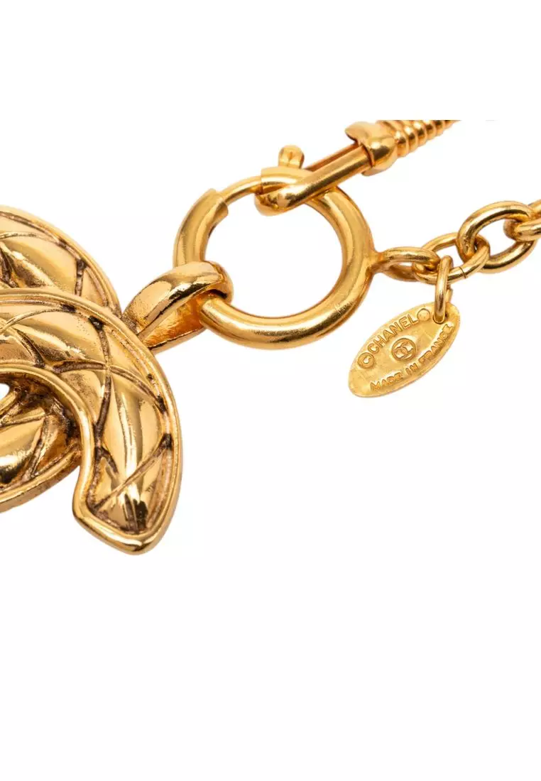 Pre-Loved Chanel Cc Quilted Gold Plated Pendant Necklace