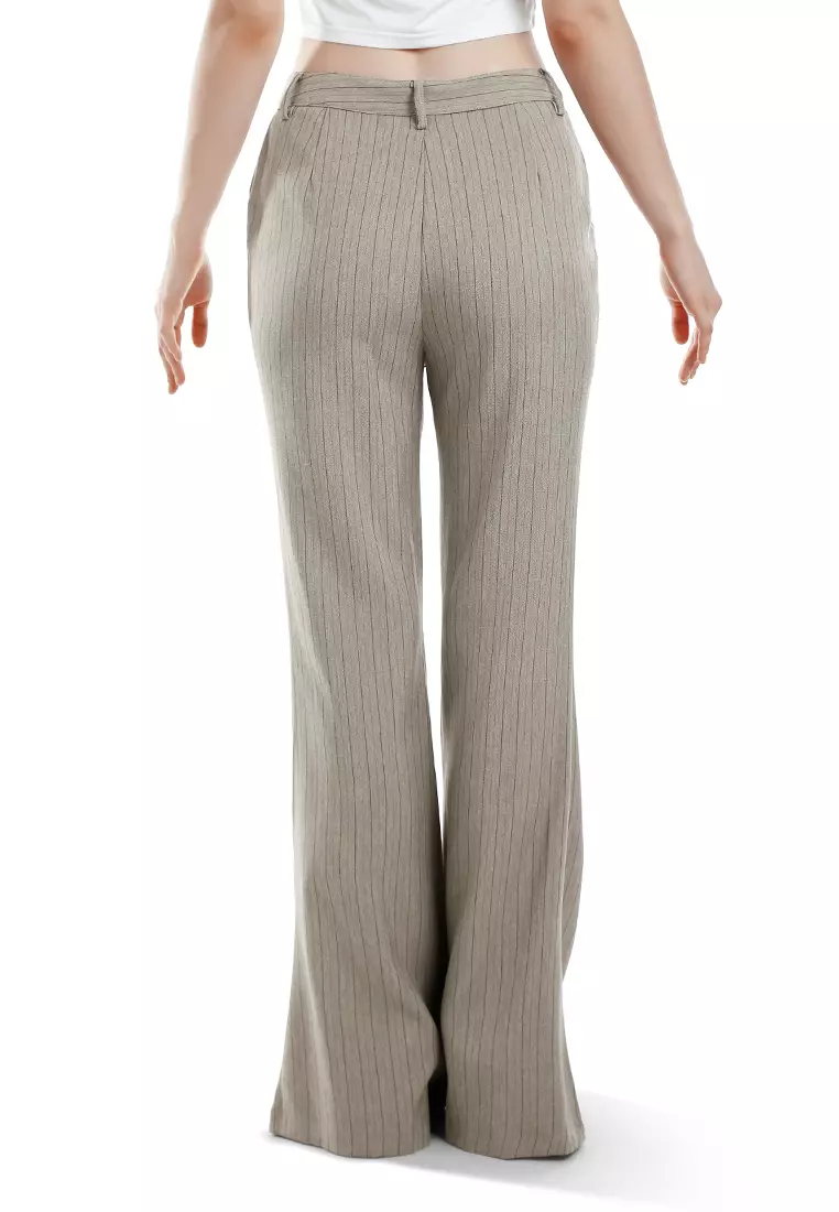 灰褐色人字紋修身喇叭褲