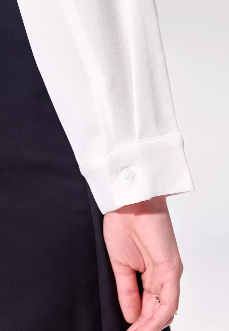 White Stiff-Feeling Long Sleeve Top