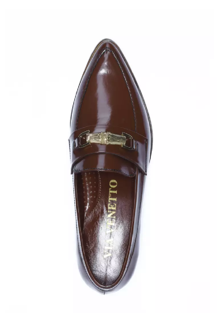 Pointed moccasins discount
