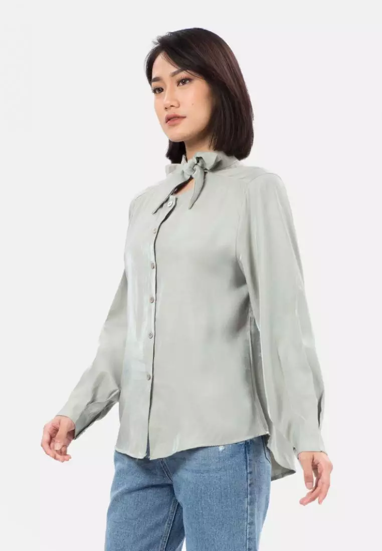 Ribbon Collar Shirt