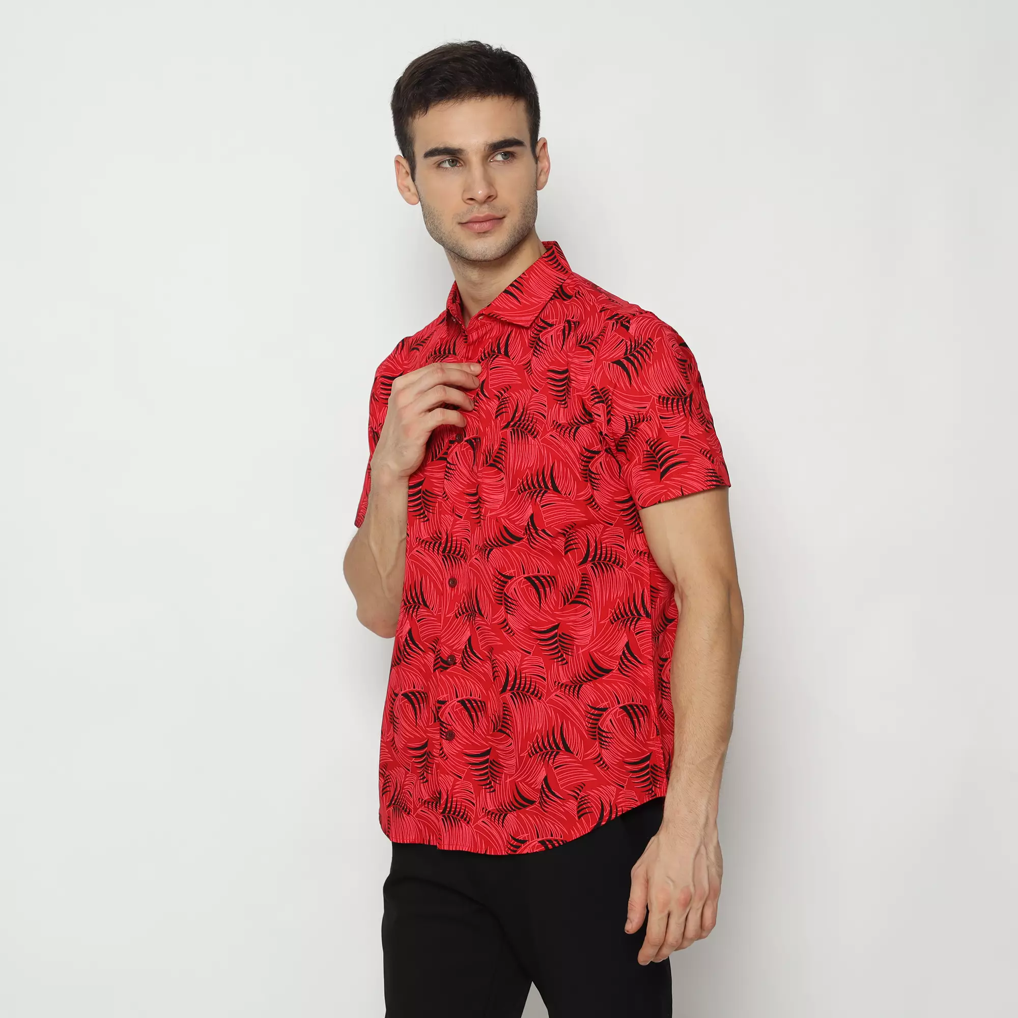 Platini Kemeja Motif Printing Pria Lengan Pendek Katun 132260.49 Red