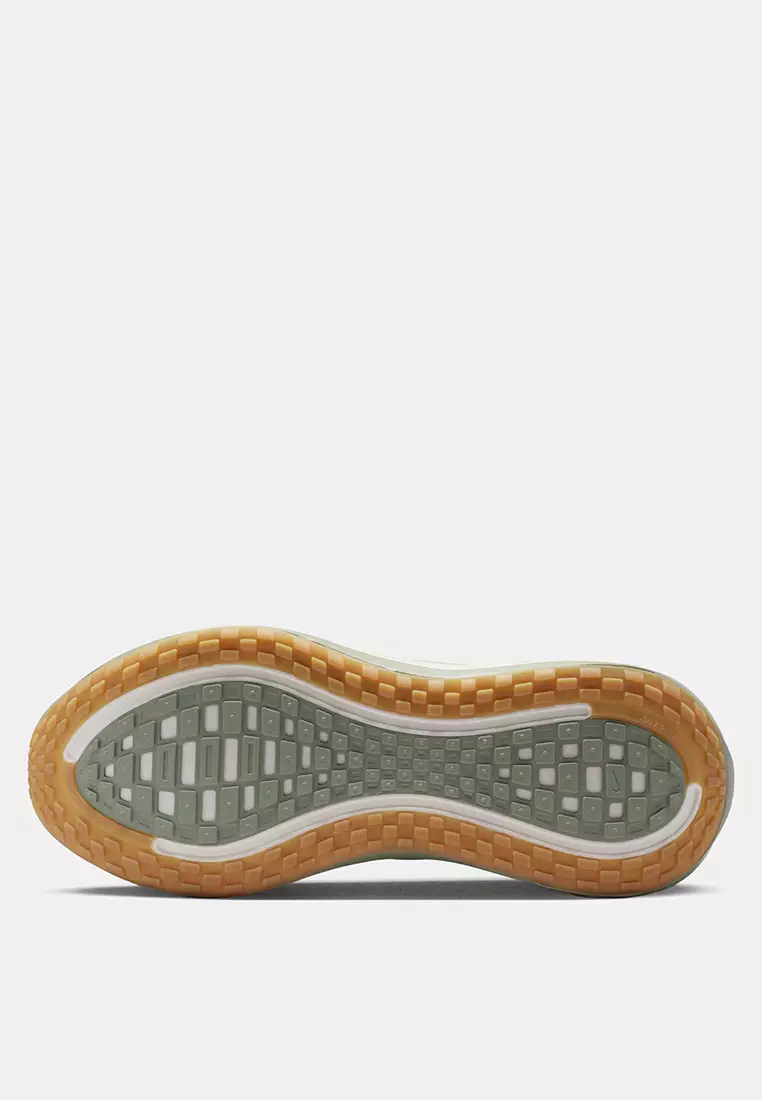 Vomero Plus Road Running Shoes