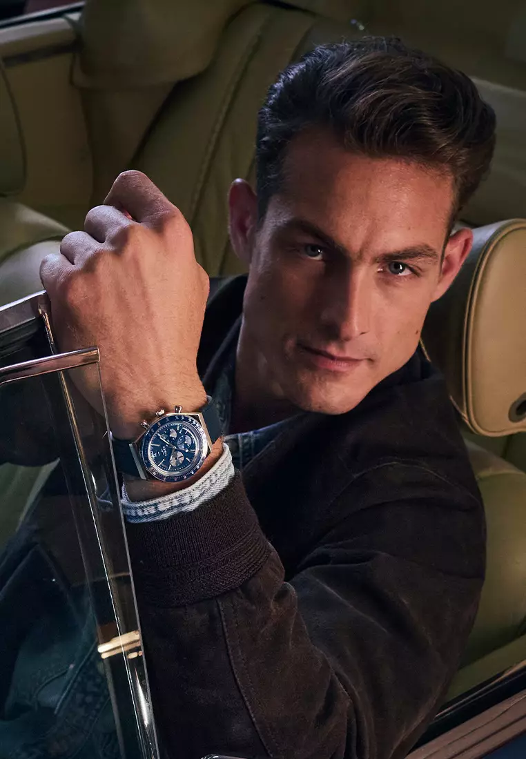 Timex Q Blue Leather Analog Quartz Watch For Men TW2Y36100