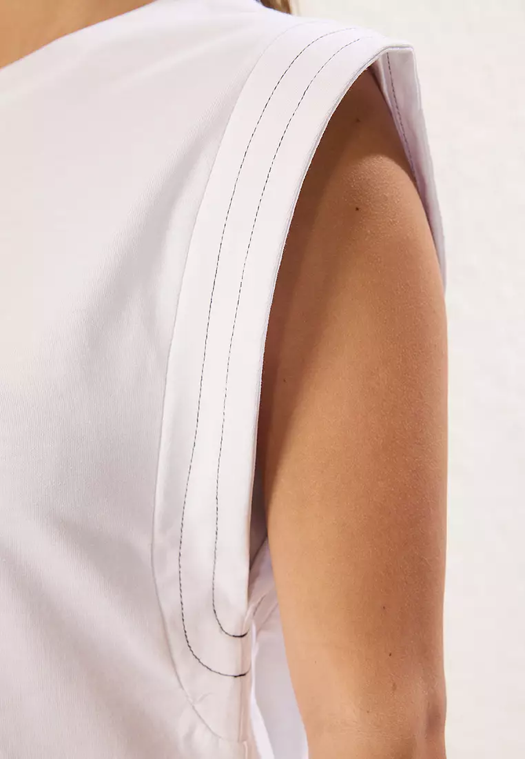 White Sleeve Stitch Detail Crew Neck Knitted T-Shirt