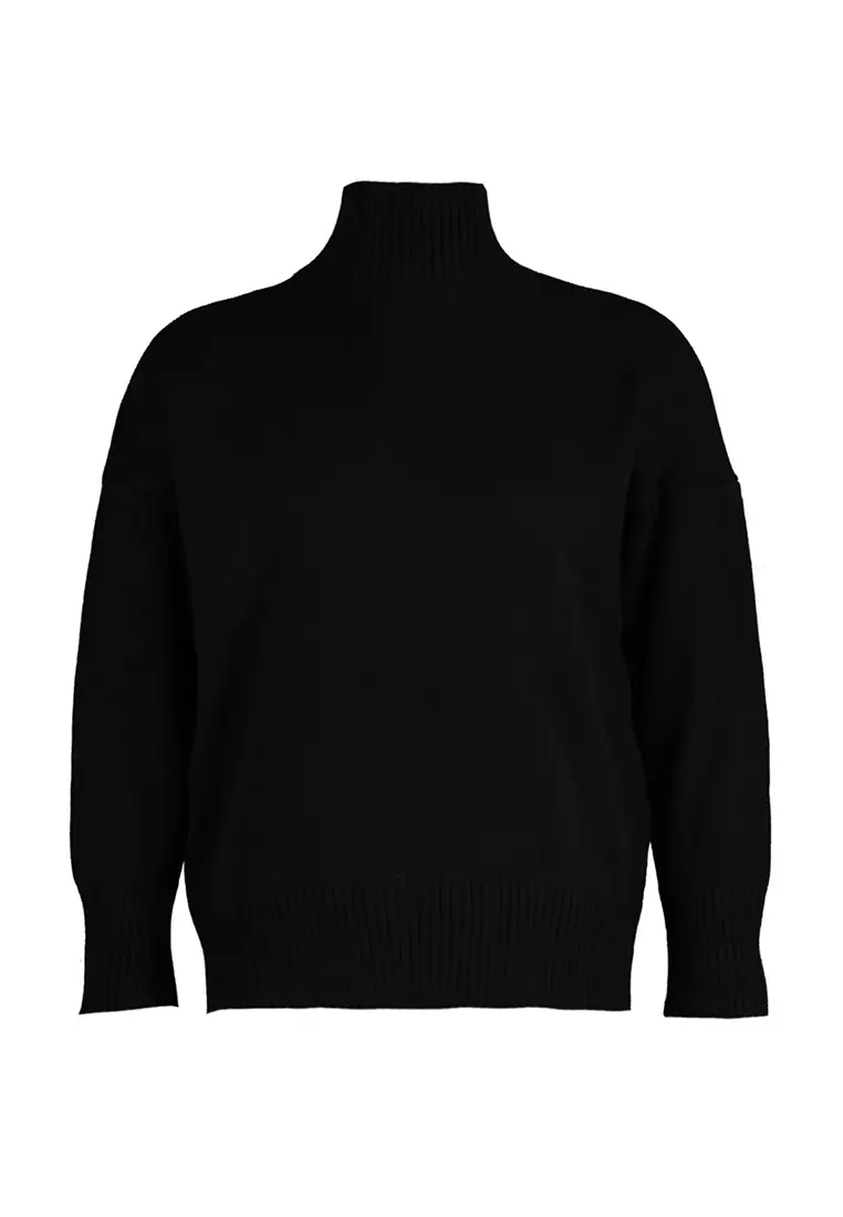 Plus Size Turtleneck Knit Sweater