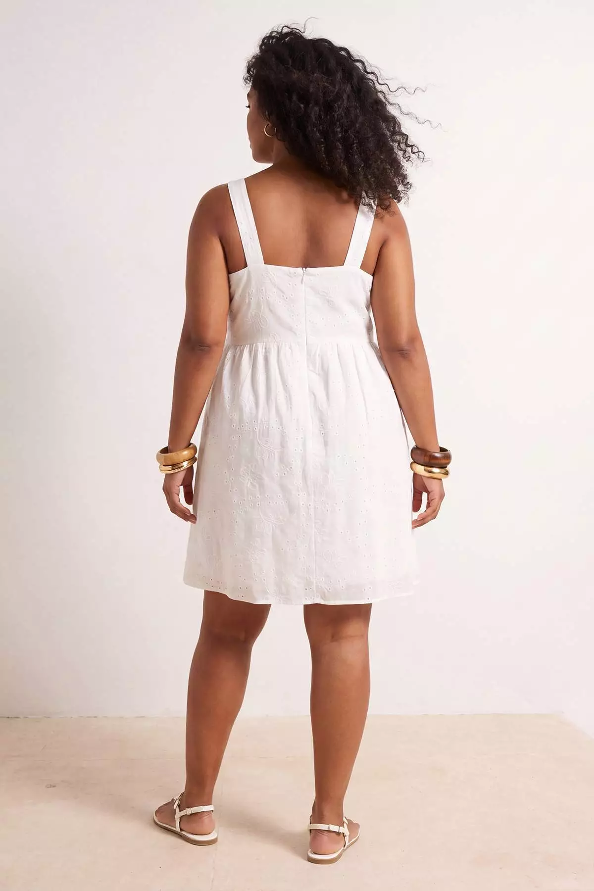 White Woven Plus Size Dress Tbbss26Ah00064
