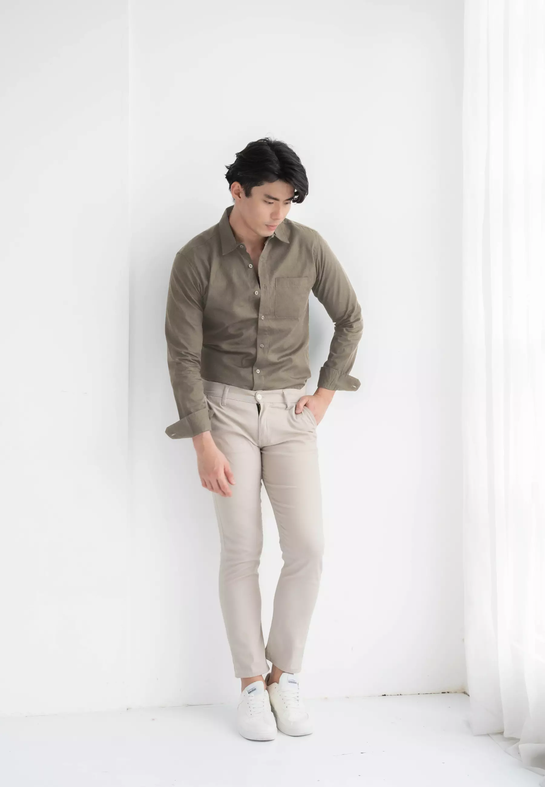 Kale Manley Brown / Kemeja Lengan Panjang