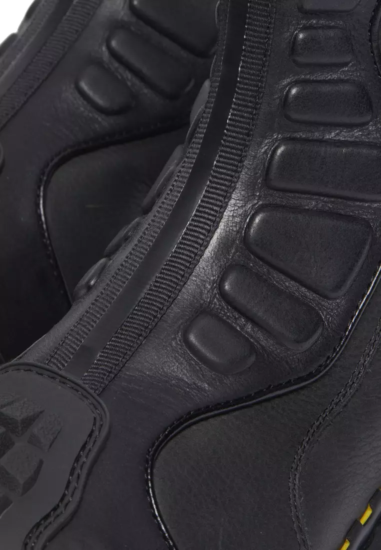 2976 Protect Grained Leather Boots Black Women