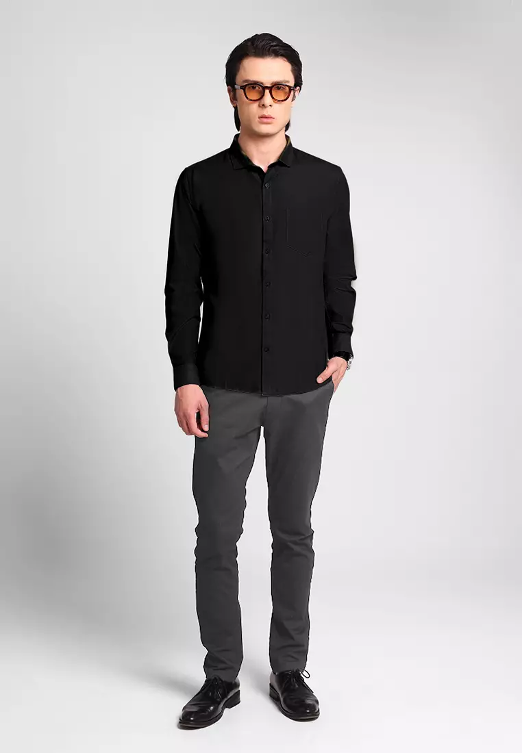 Manzone Kemeja Lengan Panjang Pria Slim Fit Foxy- Black