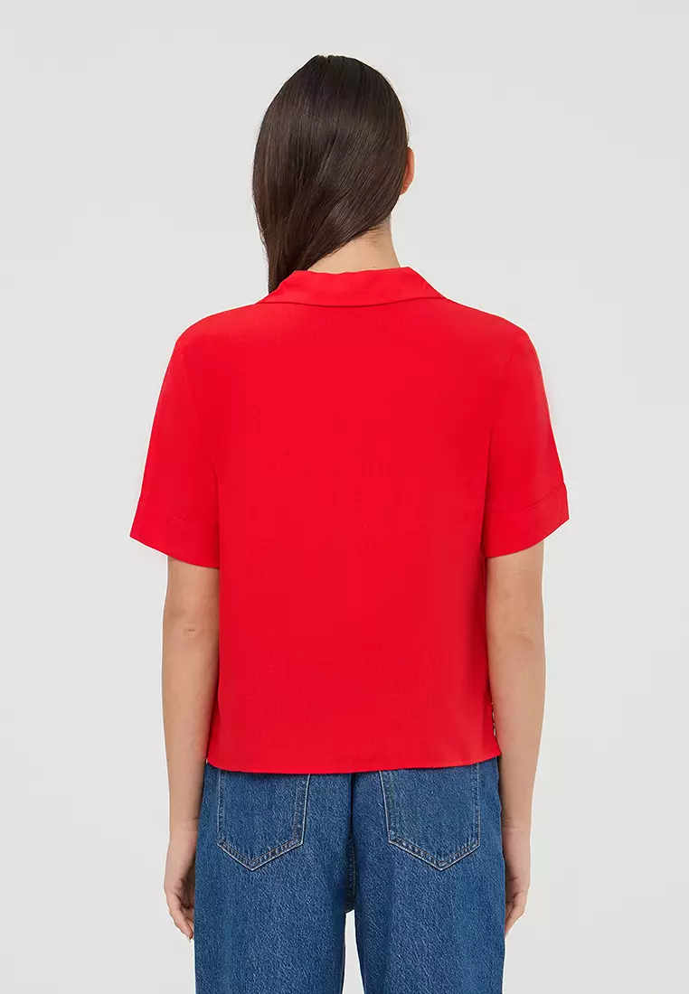 Woman Short-Sleeved Shirt