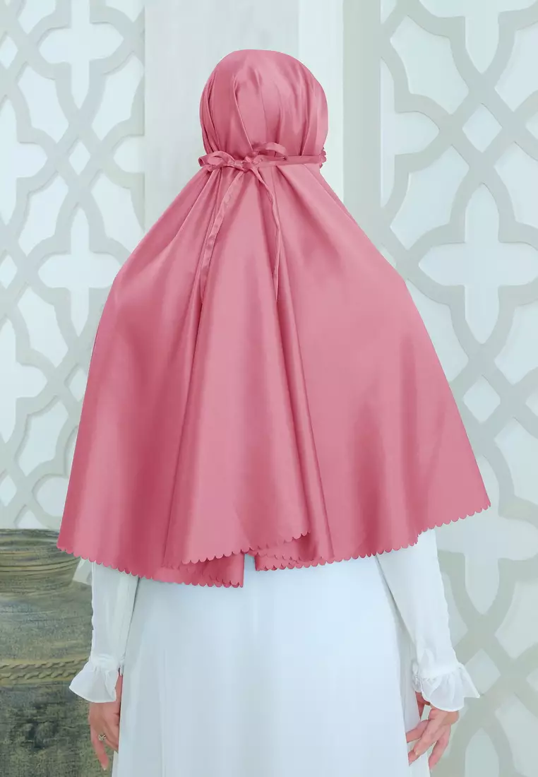 Zelena - Binar Hijab Silk | Hijab Instan | Kerudung Bergo - Bright Pink