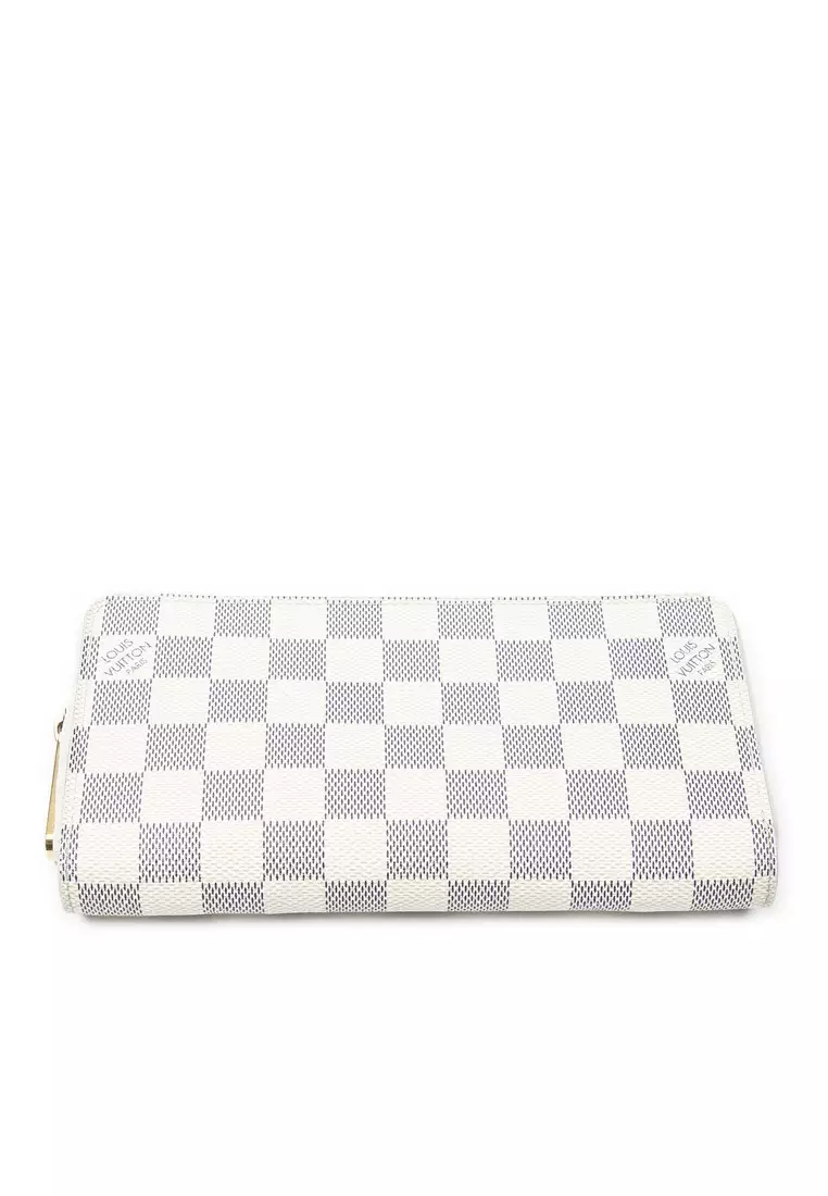 Pre-Loved Zippy Wallet