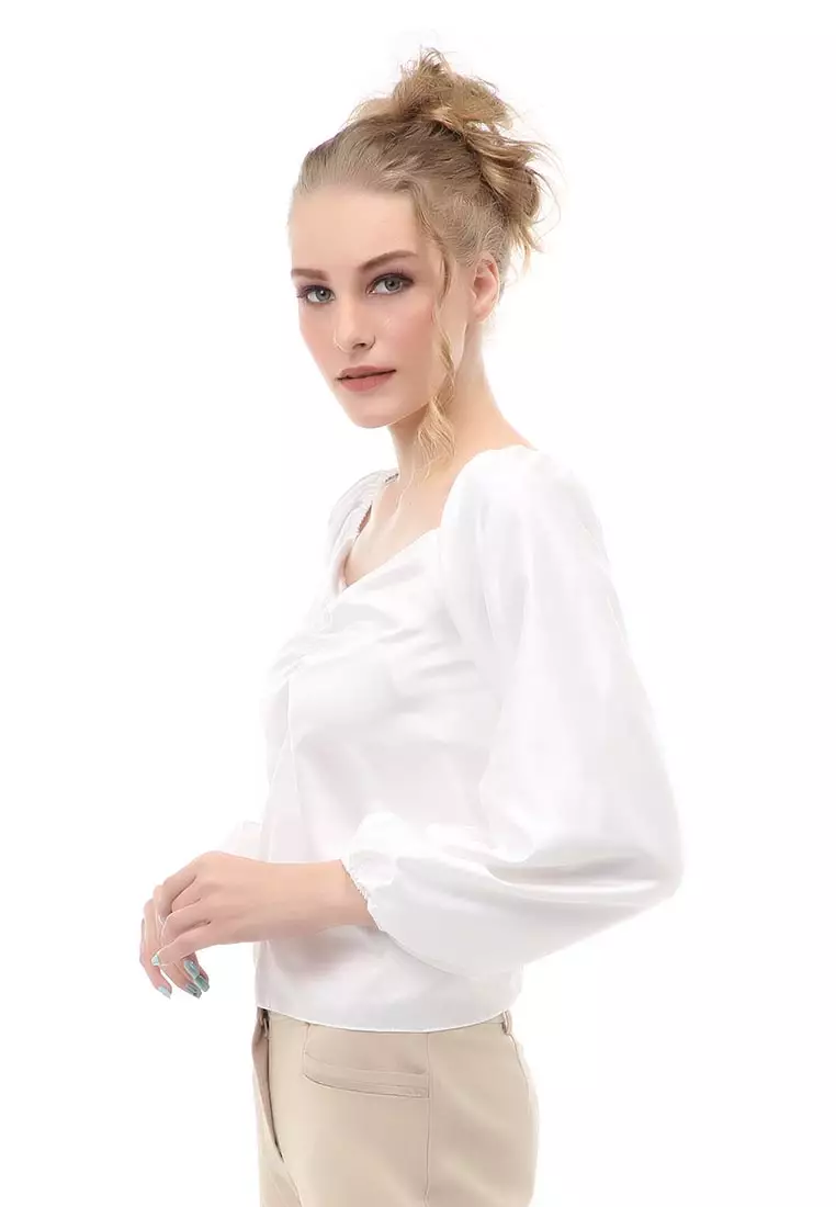 Cheva Blouse Casual Wanita Sabrina Kerut Dada Lengan Panjang Material Satin ORIGINAL - White