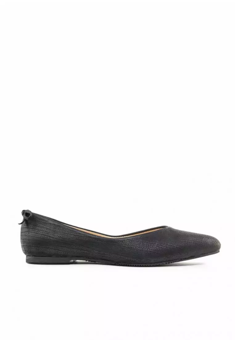 Discount on Bibo  shoes - SKU: Dash Leather Flats