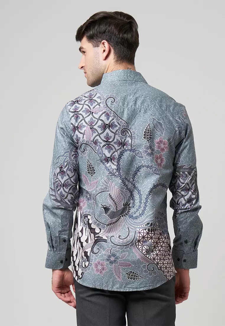 Slimfit Trisatya Kemeja Batik Pria Lengan Panjang