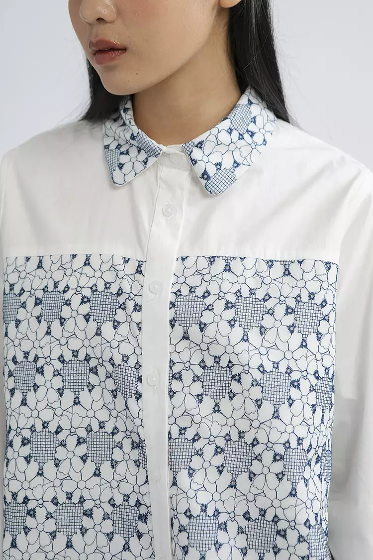 COTTONINK - Atasan Kemeja Wanita Floral Embroidery Atri #HolidayRayaCollection