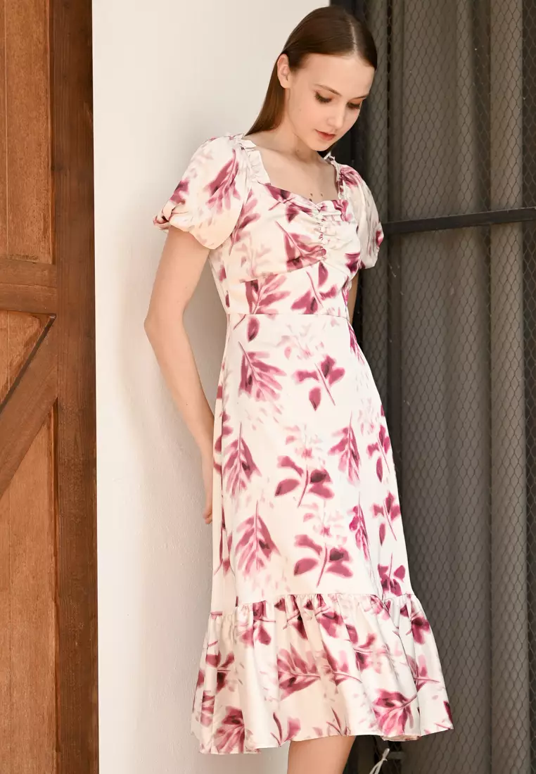 花卉泡泡袖连衣裙