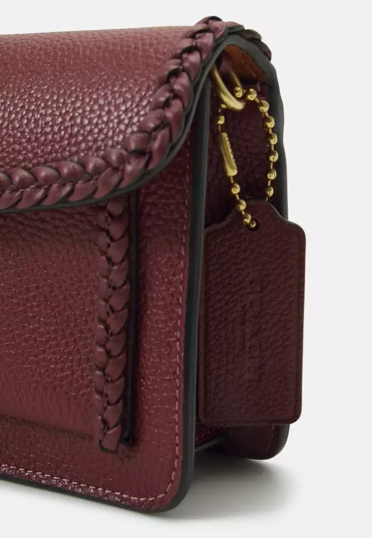 Coach clearance tabby wine