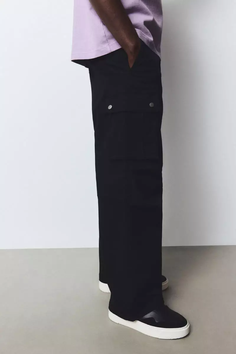 Loose Fit Cargo trousers