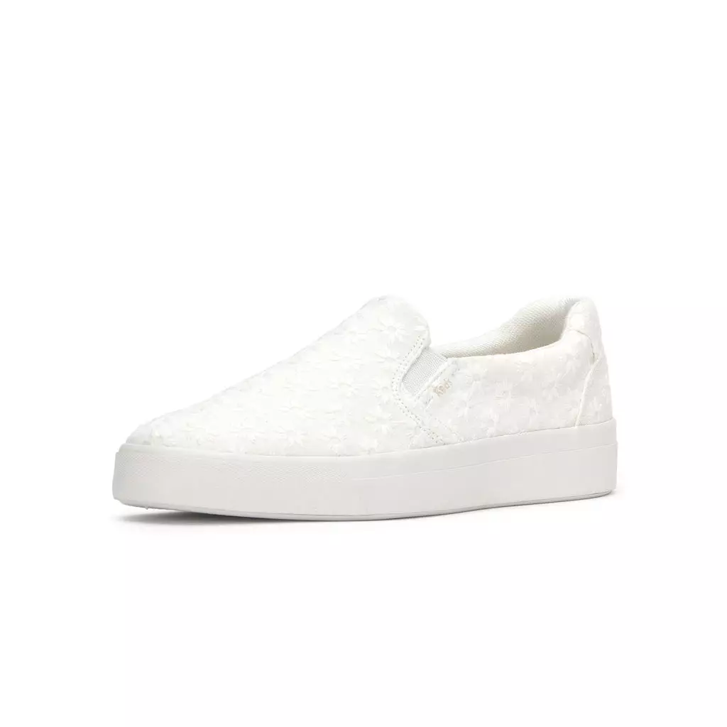 KEDS Women Pursuit Slip Starburst Eyelet-WF68599