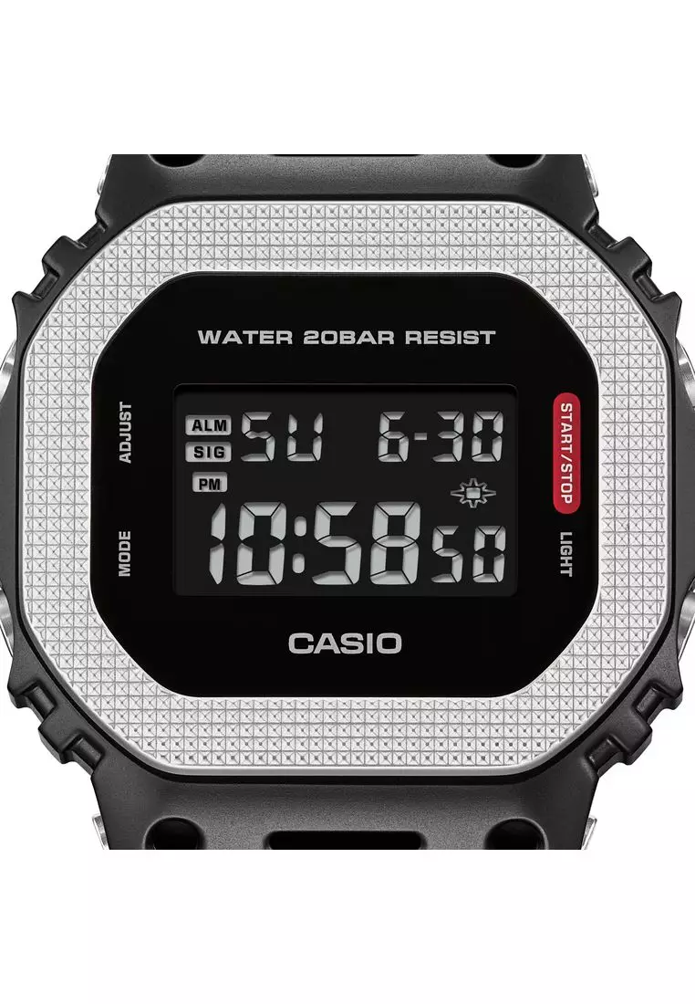 CASIO G-SHOCK METAL GM-5600BM-1