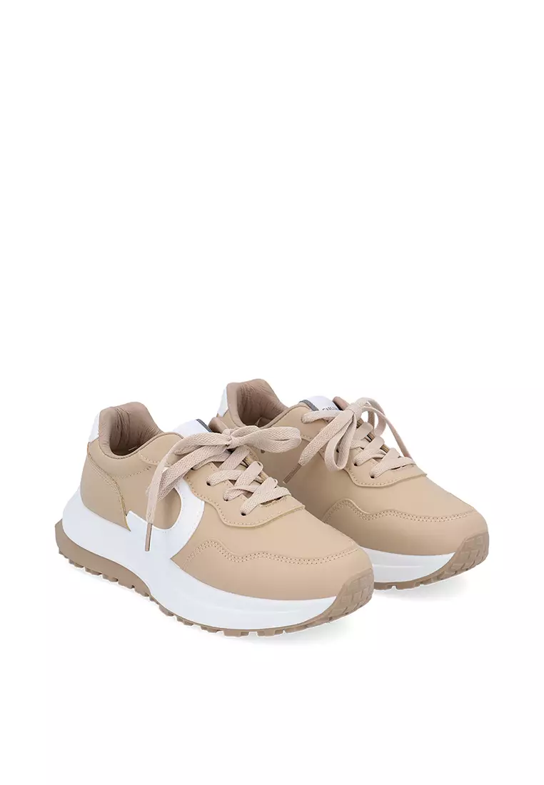 Medium Brown The Pacer Sneakers