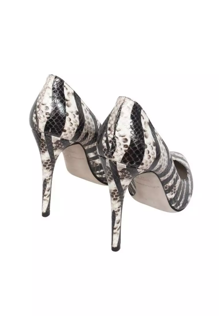 Pumps snake print sale