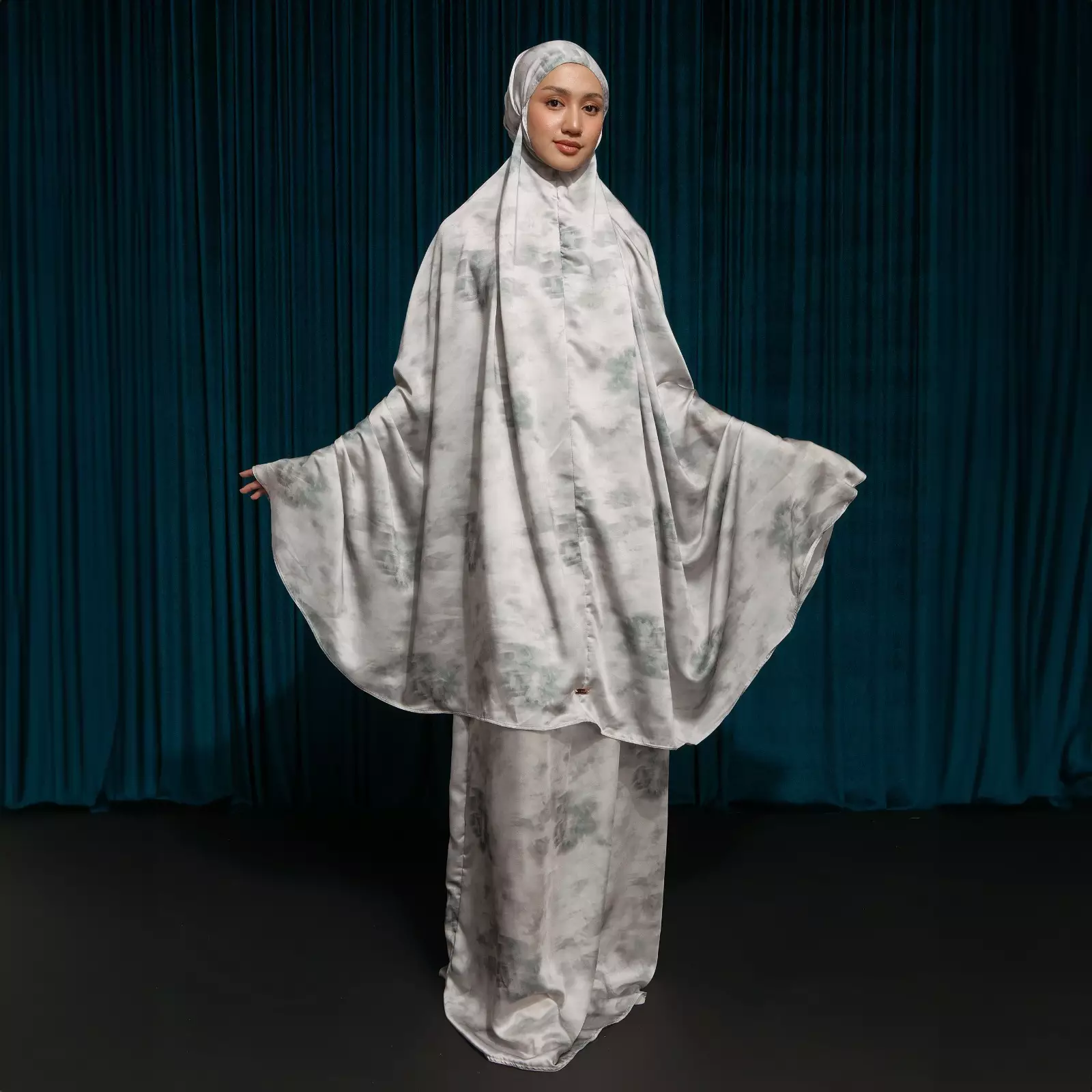 Kala Prayer Set Moss Grey