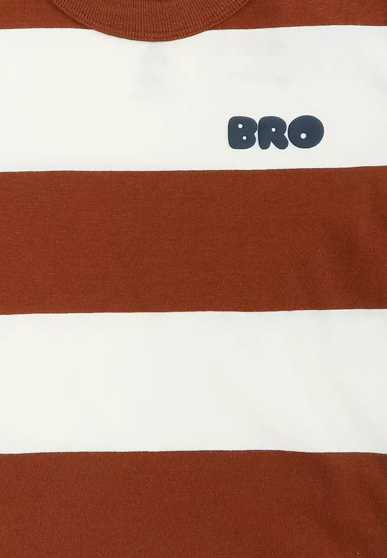 Essentials Graphic Short Sleeves Tee
