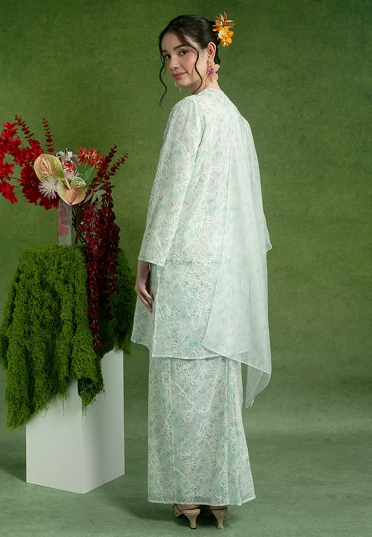 Aneesa Kurung with Shawl