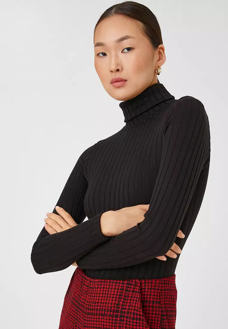 Ribbed Turtleneck Sweater