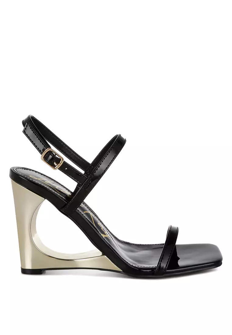 Fantasy Wedge Heel Sandals in Black
