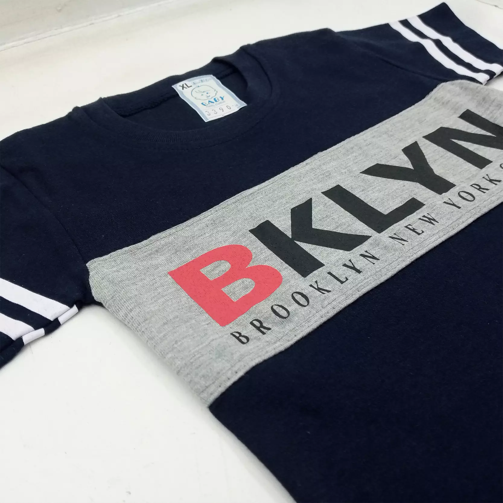 Wakakids Baju Bayi Anak Laki Laki Usia 12 Bulan Hingga 18 Bulan Setelan Celana Jogger  Motif Brooklyn New York City 3390 Hijau