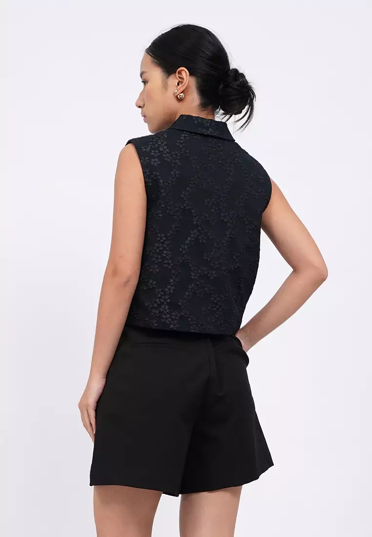 Jacquard Crop Vest with Collar