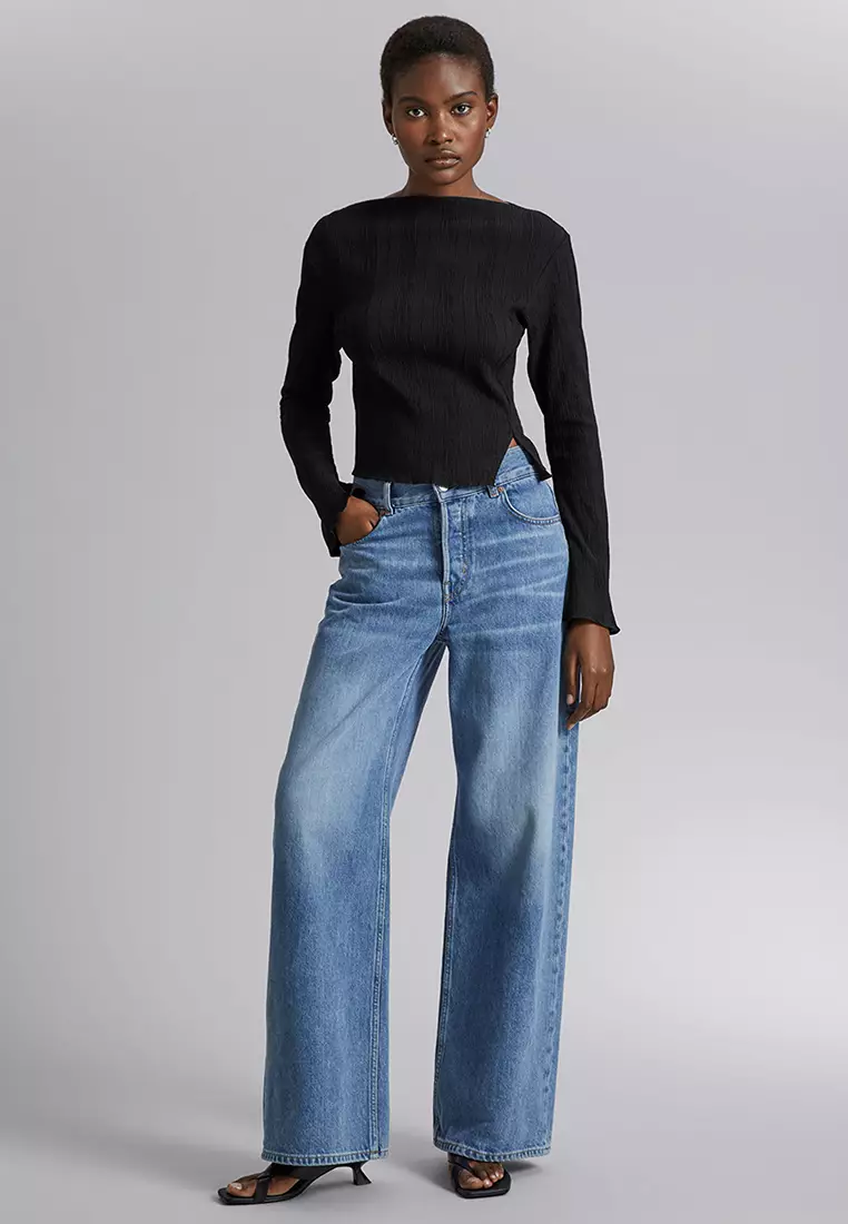 Cropped Asymmetric Frilled Top