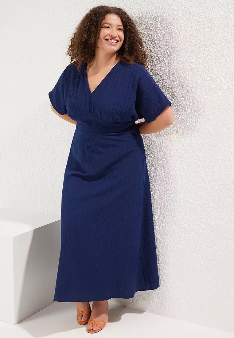 Navy Blue V Neck Short Sleeve Textured Fabric Woven Maxi Plus Size Dress Tbbss25Ah00038