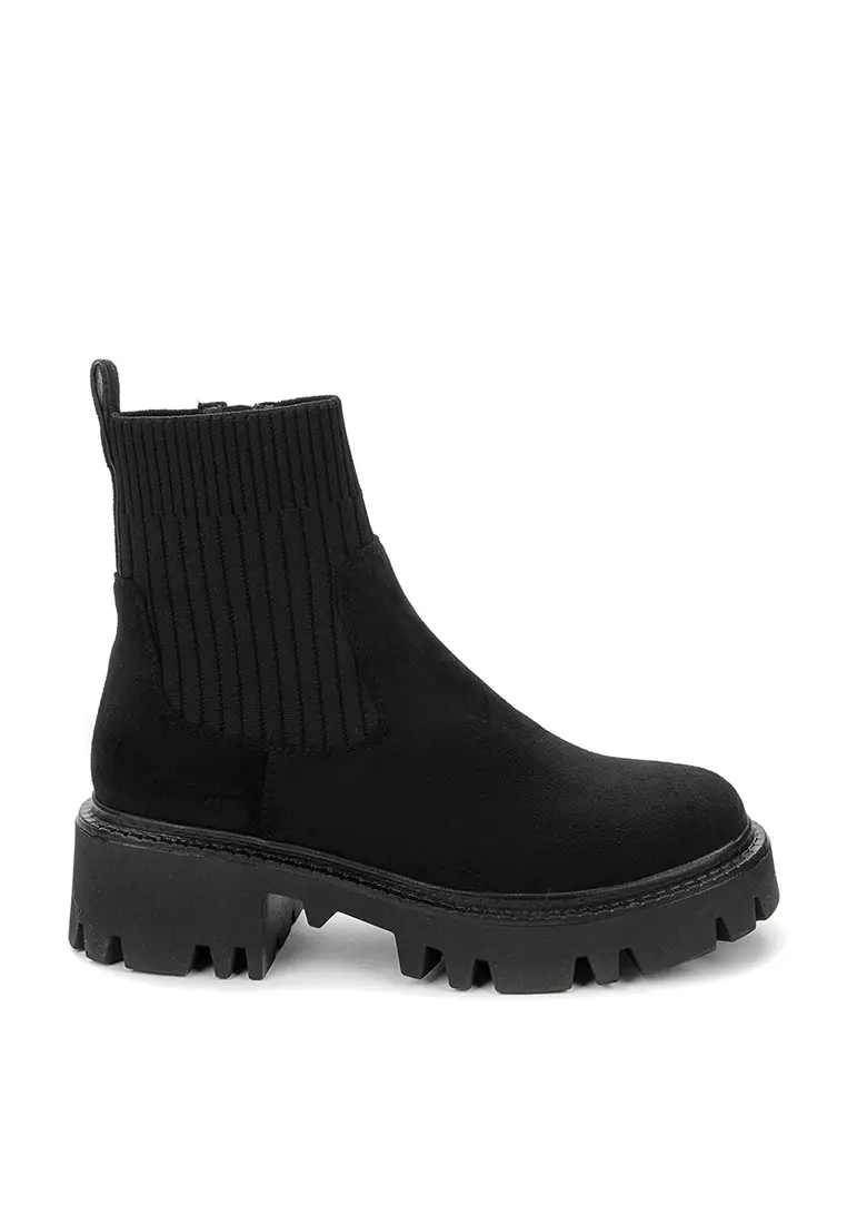 Discount on Betsy  shoes - SKU: Claudia Ankle Boots