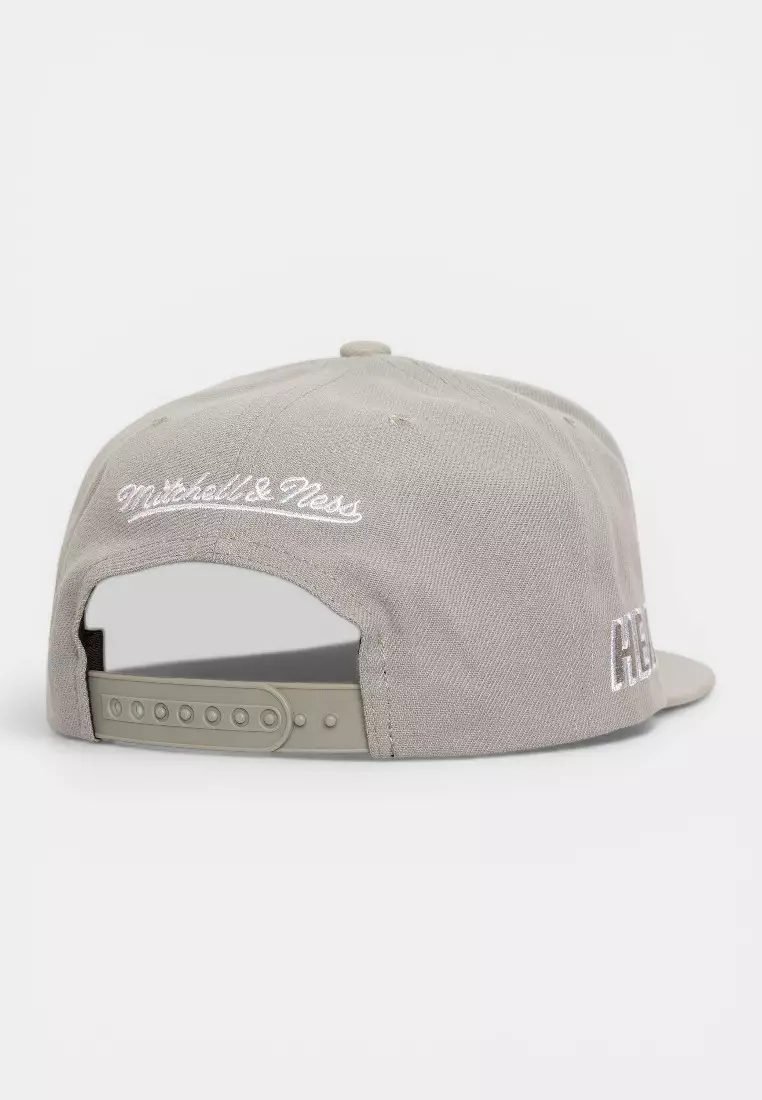 Miami Heat Evergreen Grey White Snapback Cap