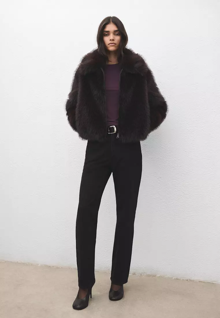 Round-Neck Long-Sleeved T-Shirt