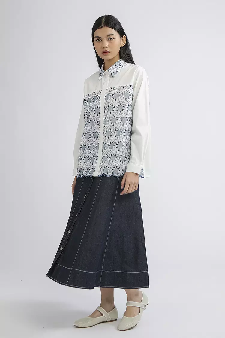 COTTONINK - Atasan Kemeja Wanita Floral Embroidery Atri #HolidayRayaCollection