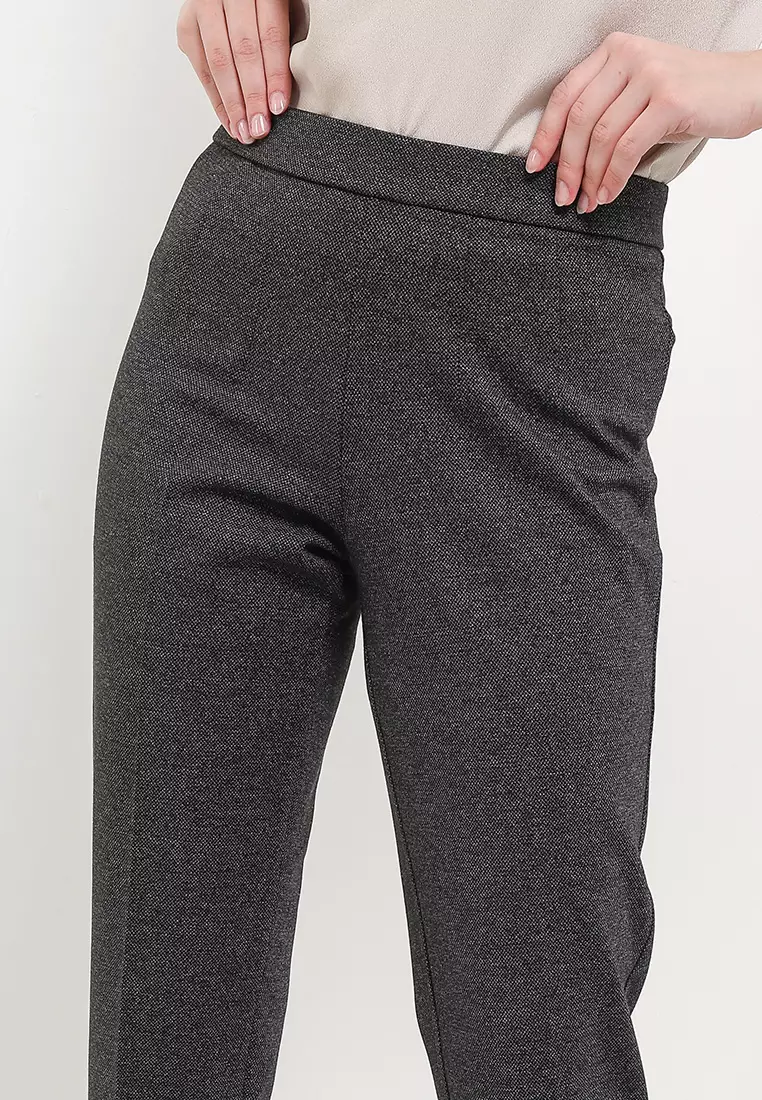 Femme Regular Fit Celana Panjang