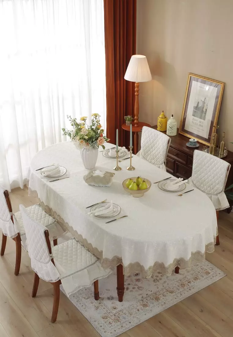 Dining table cover hotsell 6 seater oval shape