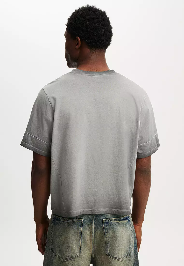 Cropped Fit Y2K T-Shirt