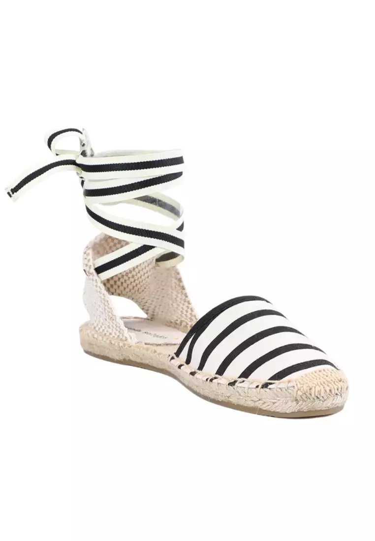 Discount on The Lounge Edit  shoes - SKU: Yue Slippers White