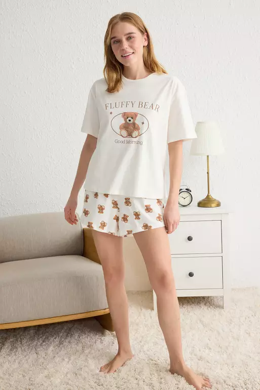 Light Beige Teddy Bear And Slogan Printed Shorts Knitted Pajama Set